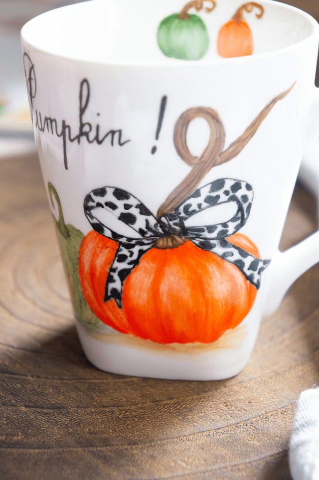Mug d'Halloween en porcelaine peint à la main, collection "Citrouilles d’Automne"