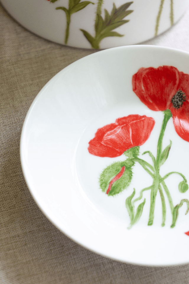 Repose-sachet de thé en porcelaine de Limoges, décorée à la main motif coquelicots, accessoire pour amateur de thé ou tisane