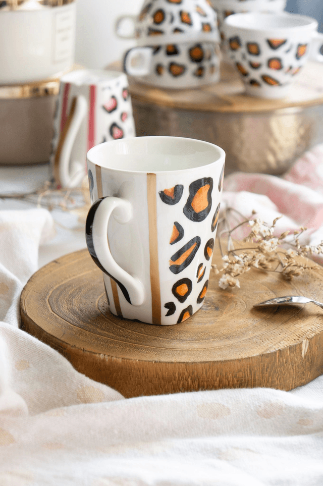 Mug en porcelaine "Graou" léopard chic, noir et fauve ou noir et rose saumon, décoré à la main, idée cadeau femme
