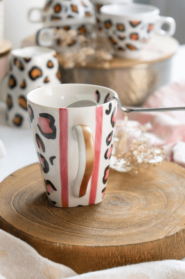 Mug en porcelaine "Graou" léopard chic, noir et fauve ou noir et rose saumon, décoré à la main, idée cadeau femme
