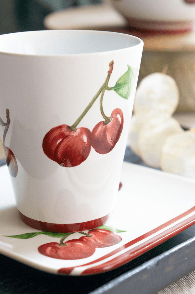 Ensemble café gourmand, cerises rouges, café frappé d'été, cadeau artisanal à personnaliser