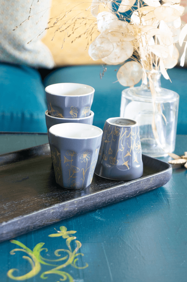 Service 4 tasses expresso en porcelaine grise, décor fleurs des champs or peint à la main, idée cadeau homme, vaisselle artisanale unique