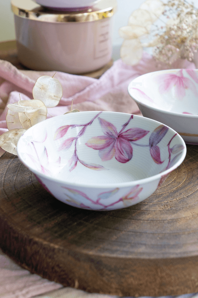 Coupelle bijoux, coupelle vide poche, en porcelaine fine, peinte à la main motif fleurs abstrait rose framboise mauve
