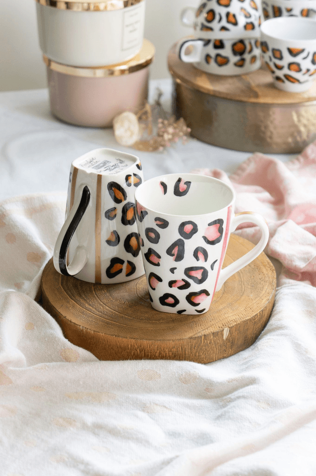Mug en porcelaine "Graou" léopard chic, noir et fauve ou noir et rose saumon, décoré à la main, idée cadeau femme