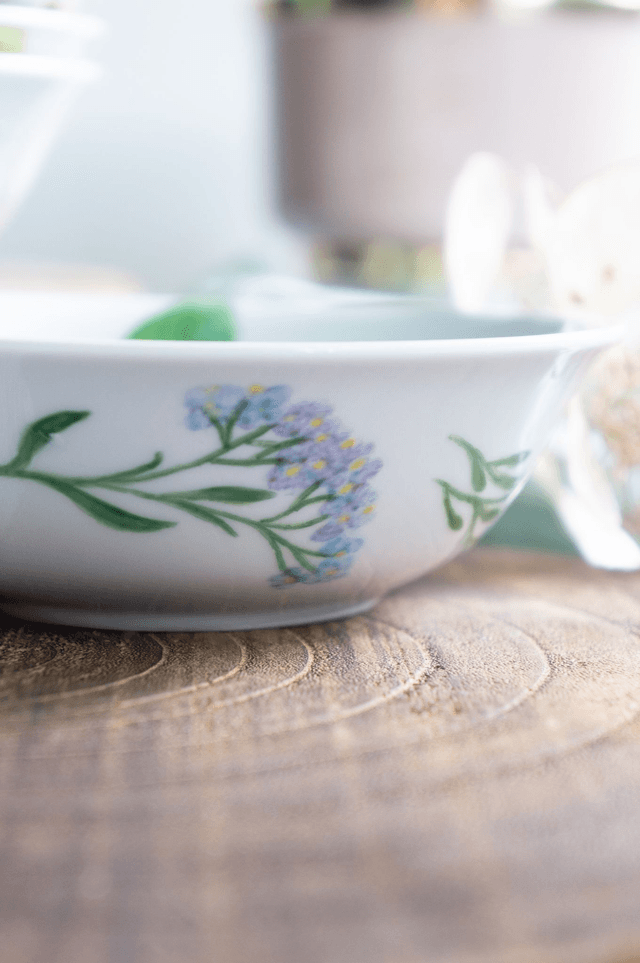 Coupelle vide poche papillon et myosotis, création artisanale unique cadeau anniversaire pour tous